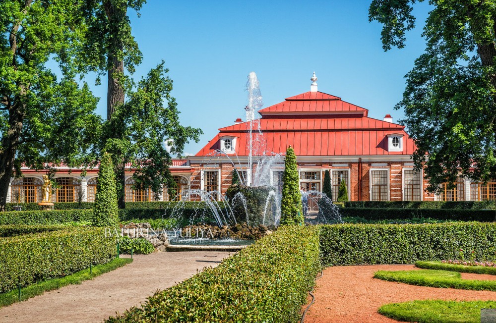 Монплезир Петергоф Фото Снаружи
