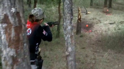 13-летняя девочка стреляет лучше многих взрослых