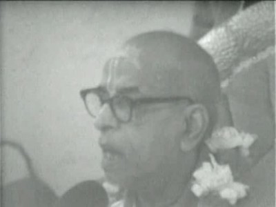 Глупость думать, что Кришна родился