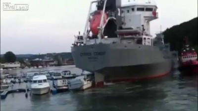 Ребята, мне развернуться надо