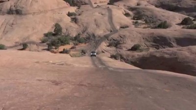 Человек или автомобиль. Крутой подъем на гору МОАБА Юта США автоэкспедиция Land Rover 2012