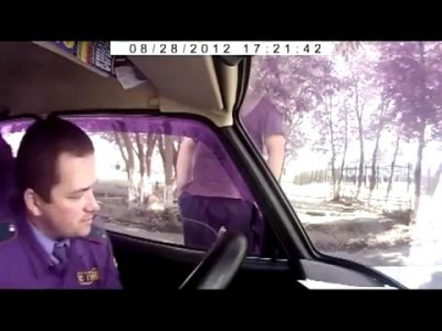 Толстяк оскобрляет Свердловских полицейских