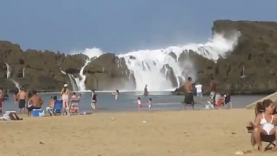 Защищённый пляж в Пуэрто Рико