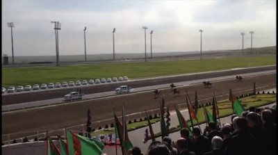 Туркменистан: Бердымухамедов упал с лошади на всем скаку