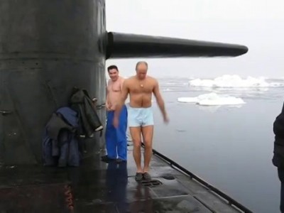 Подводники!
