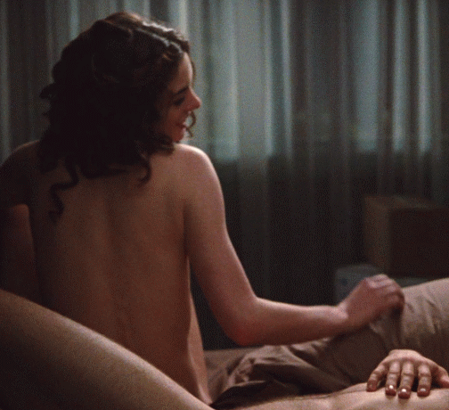 Anne_Hathaway_Love_and_Other_Drugs_002
