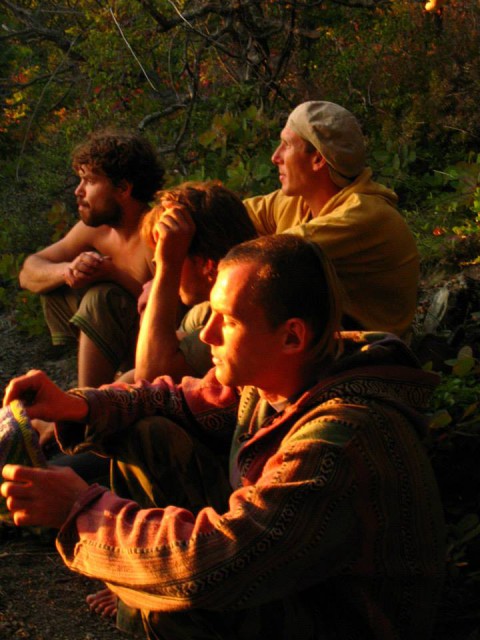 1238076_334420916693576_402923569_n