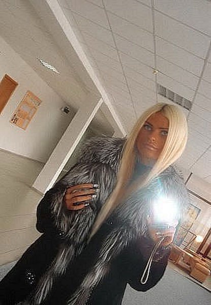 russian-girls-on-social-network-site-18