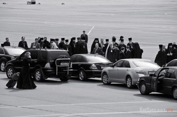 Priest_cars_07