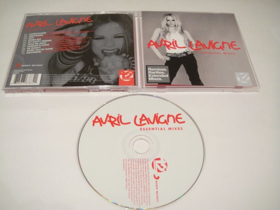 00-avril_lavigne-essential_mixes-2010-proof-caheso