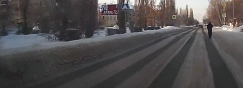 В сугроб