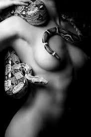 sexy-snake-girls.6