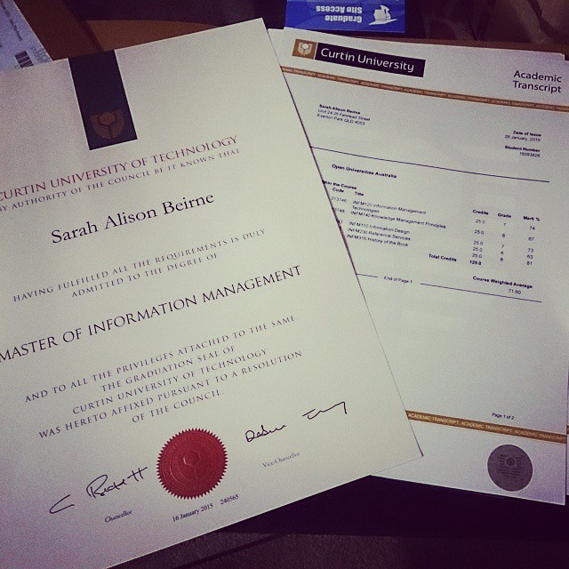 西布列塔尼大学大学毕业证书学历学位Q/微信209429753办理法国大学教育部学历认证使馆认证Brest Bretagne Occidentale