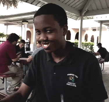 vytiraet_pot_pokhotlivy_negr