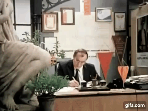 Служебный роман