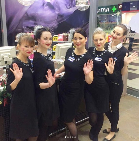 znakcom-1723993-579x589