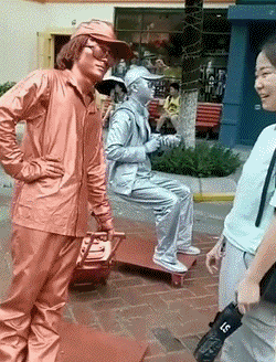 006nnnEXgy1fql710ax21g306y094npe