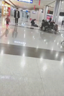 6e1961cbly1frhklftx2ig2064094qva