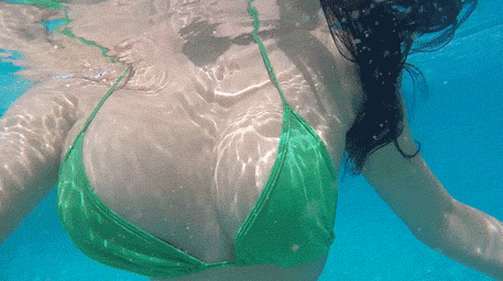 1525949382_krasivyh-devushek-gifs-0