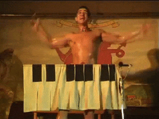 Стриптиз. Пианино