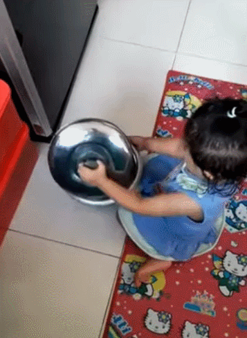 -котэ-кастрюля-девочка-5503273