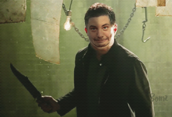 Мньяк с ножом