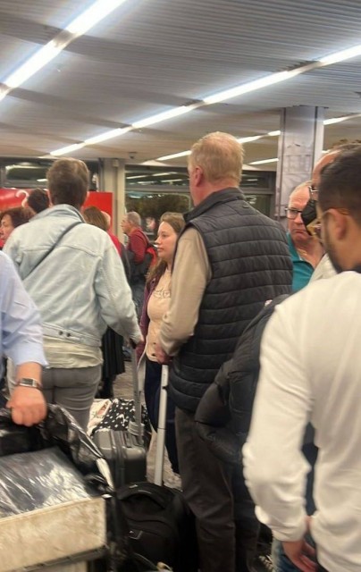 7BB5027D-225A-410D-9129-5F1786357025