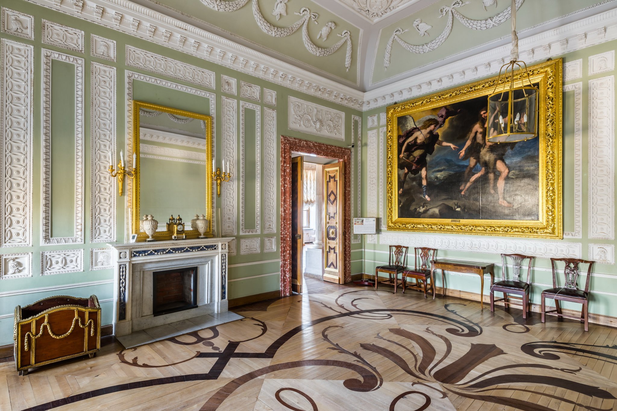 1635862786_6-idei-club-p-avanzal-gatchinskogo-dvortsa-interer-krasi-6