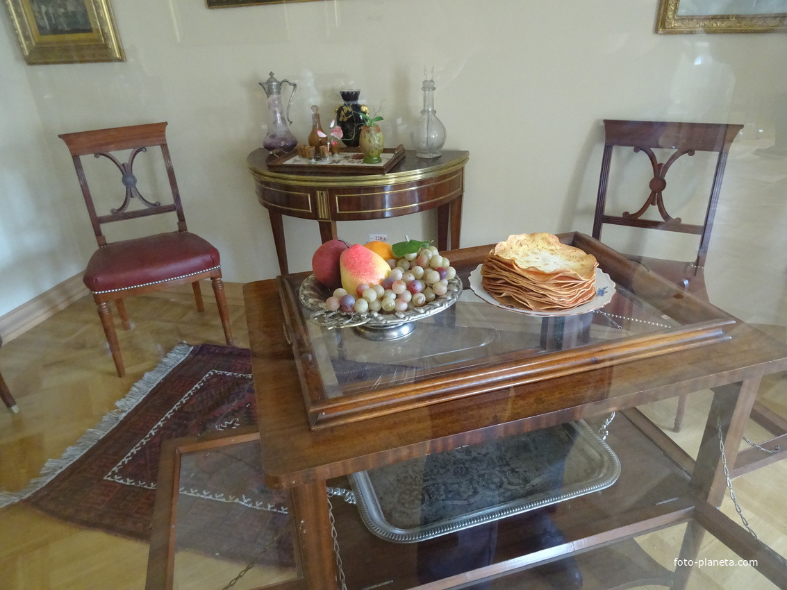 gosudarstvennyy-dvortsovo-parkovyy-muzey-zapovednik-gatchina-949467