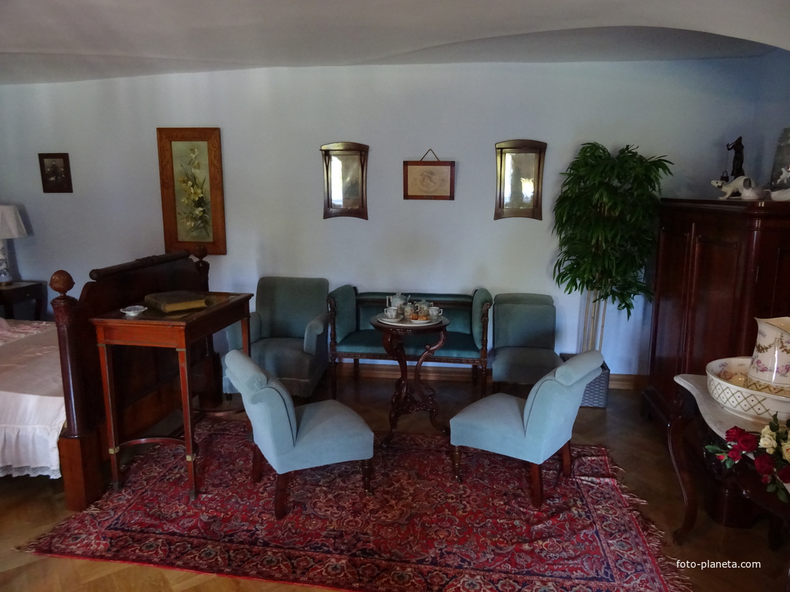 gosudarstvennyy-dvortsovo-parkovyy-muzey-zapovednik-gatchina-949465