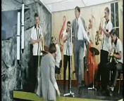 с ноги
