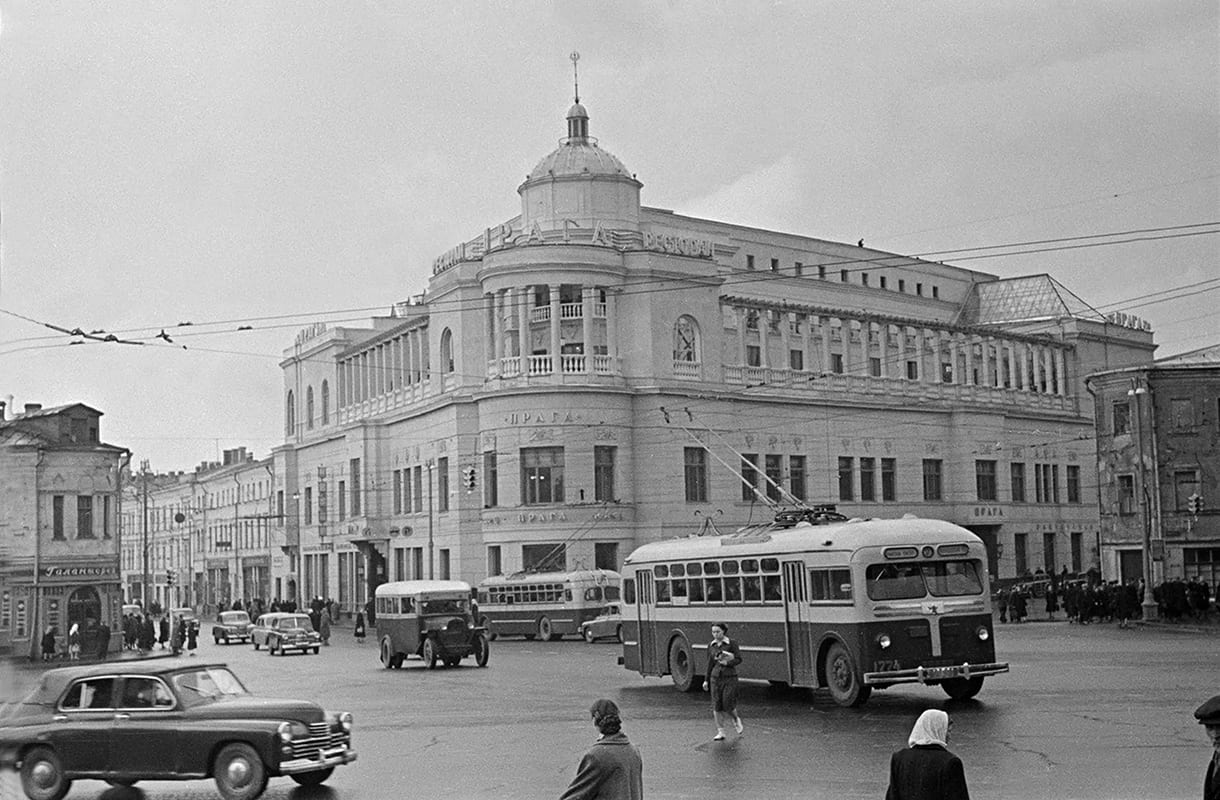 ddd53482-cc3f-4bfa-8fd9-8db9f67bf758