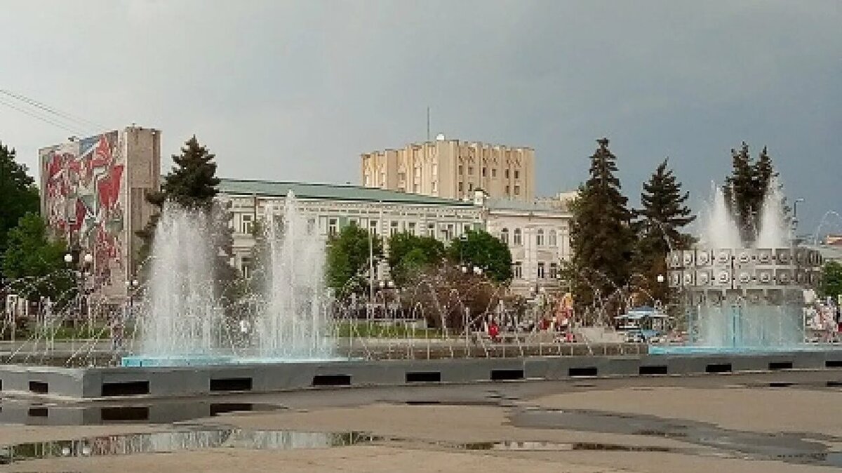 scale_1200
