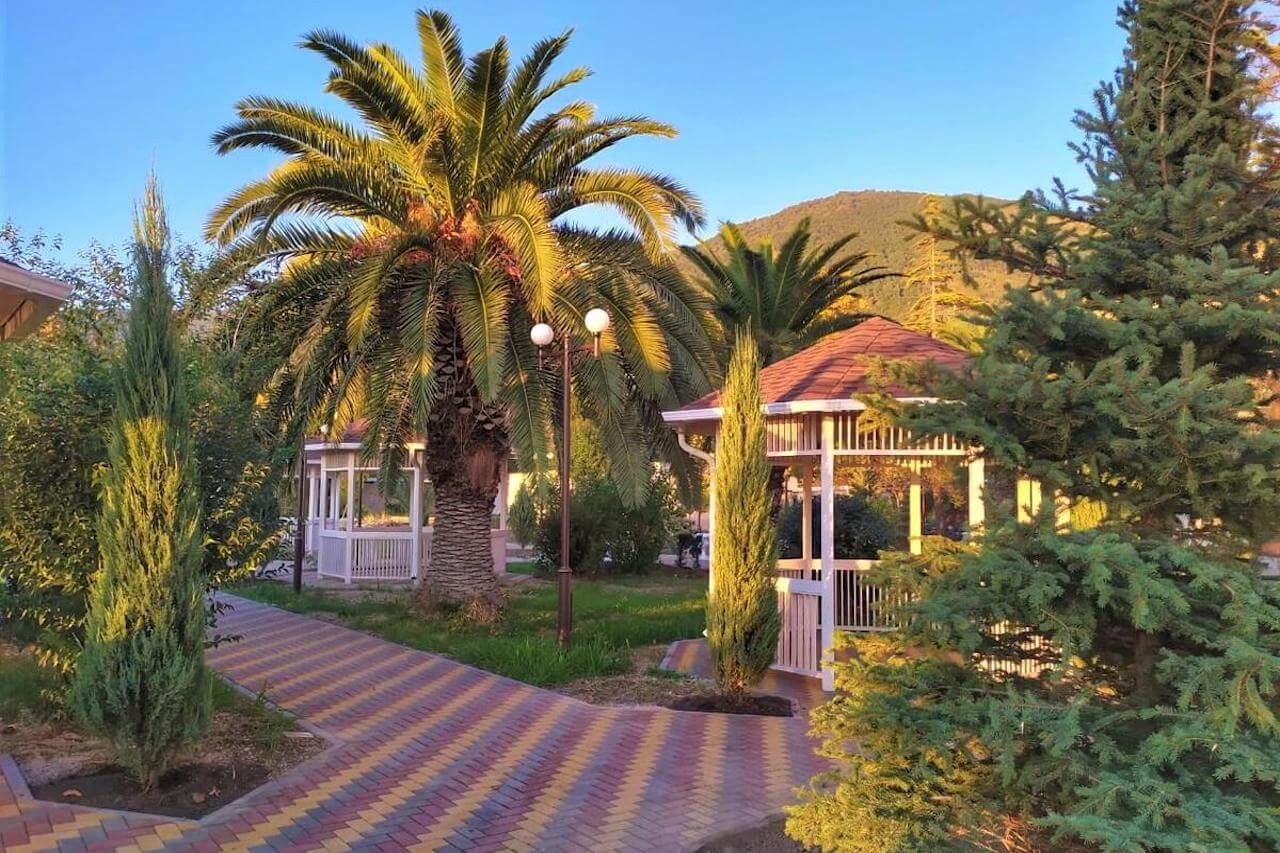 Amza-Park-Hotel1