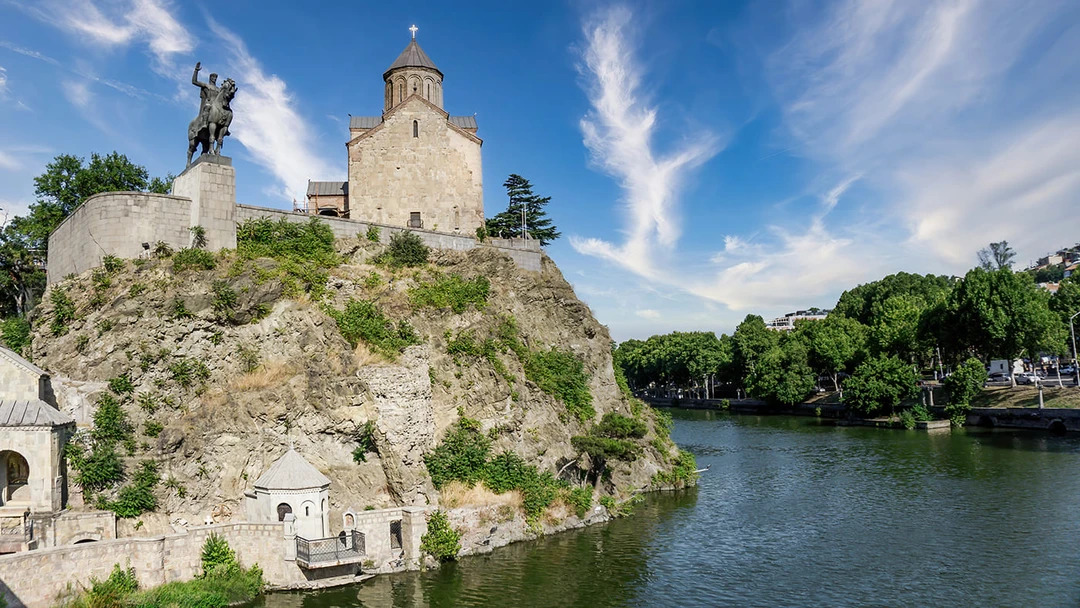 82365b69-b558-4193-a4de-13a0a5b0