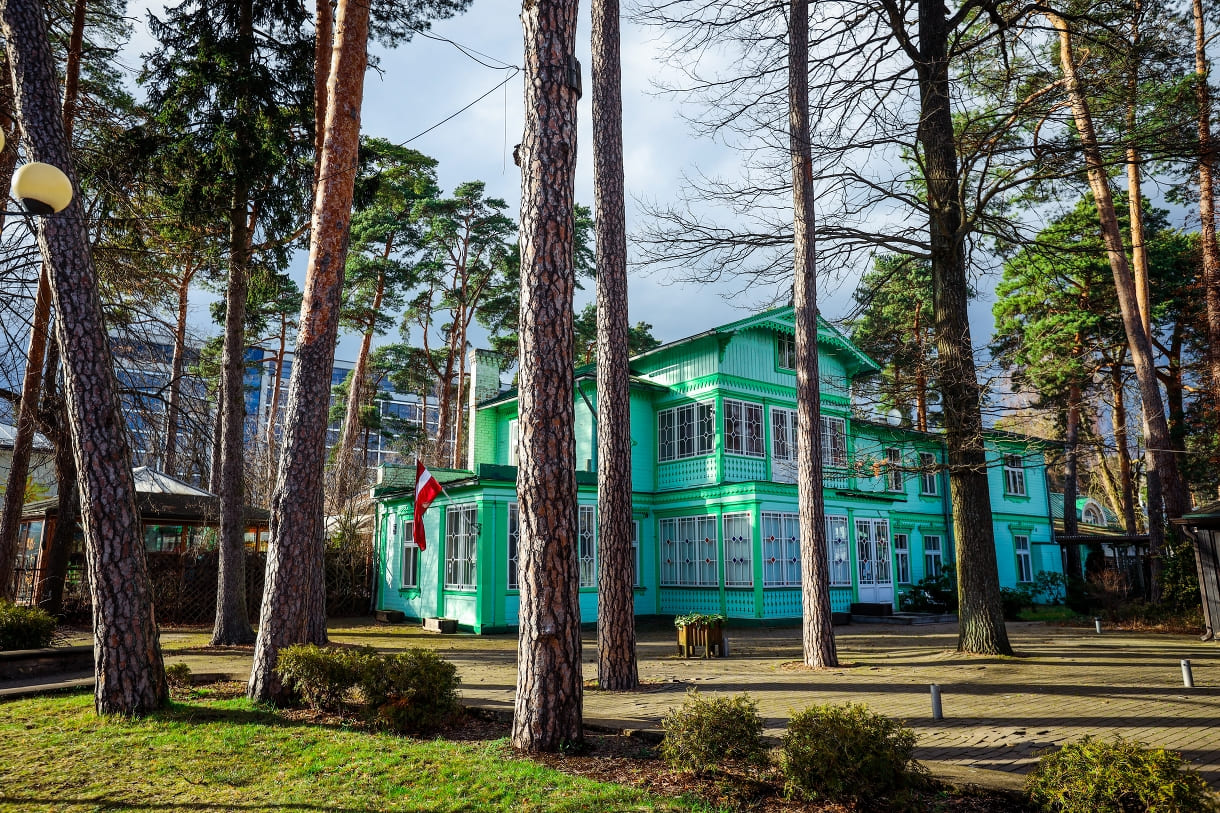 a1b1c7f2-b9c3-4bcd-9ce9-54c1f0f93fec