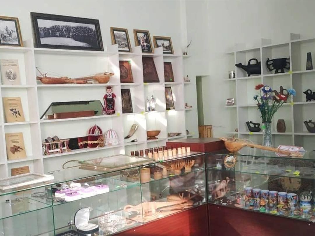 fbef8cea-9a03-4b3b-b8e9-83bff8d31410