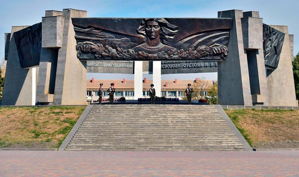 eb583a2f-00f9-54d8-b1b4-39e389bdd4b3