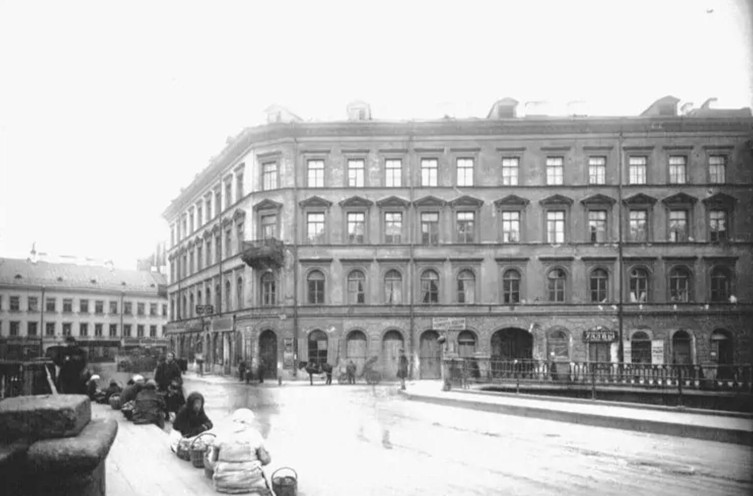 d8a097ce-b4d7-4225-8ade-762cdb887bad