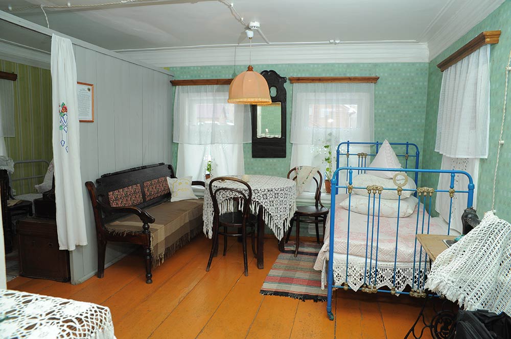 aboutTsvetaevaHouse03_