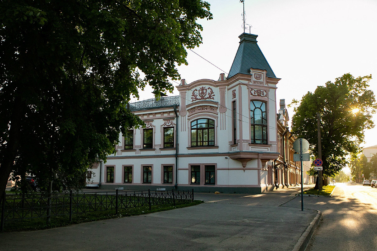 f4441478-62f3-4d5a-a113-827af72dac5c