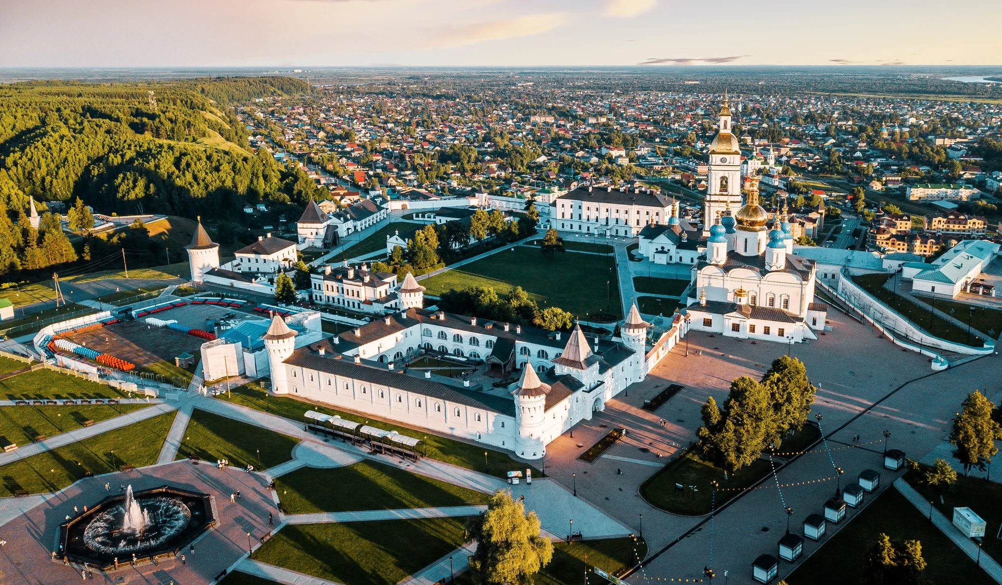 Tobolskii_krem.f.width-2440.format-webp.webpquality-100