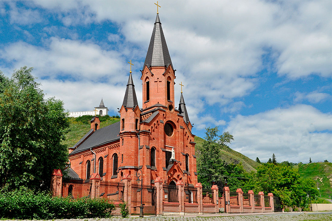 catholic-church-of-the-holy-trinity