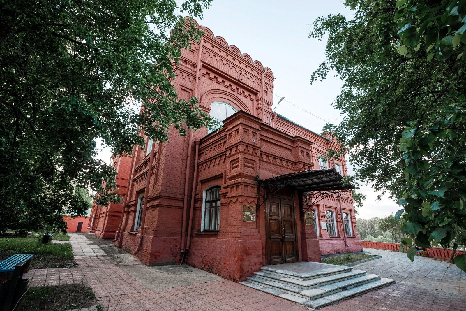 thumb_1600__602443756