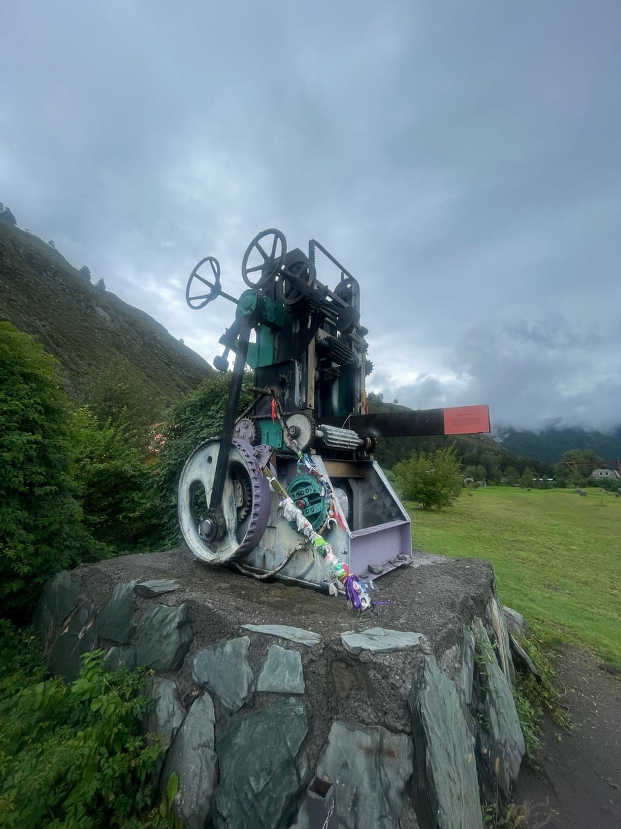 5d49f823-f70a-4933-8595-a94d3f2bff6d