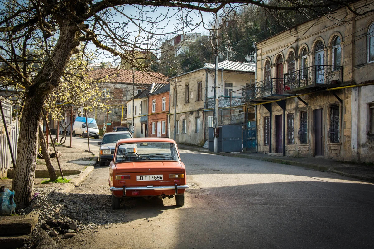 e7fb5226-49f1-4876-a3bc-1e6e6bdccf8c