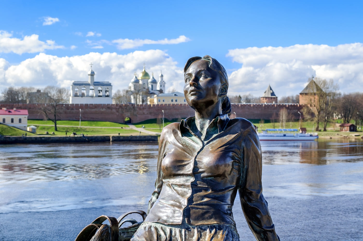 2756a940-a6dc-4f18-8c58-12ee8000f186