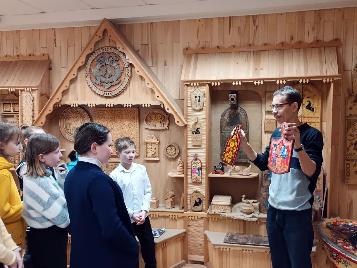 99047757-c774-4ac1-9880-46d7a61948b0