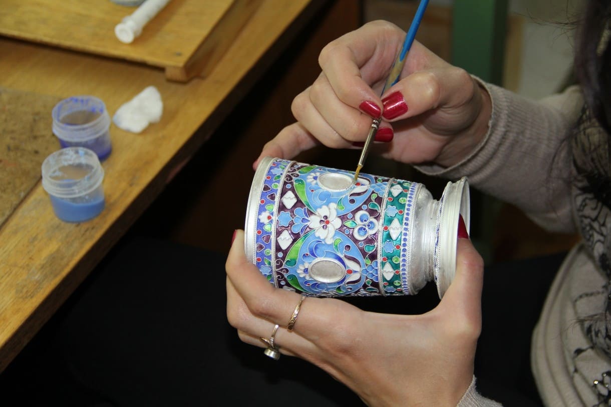 ee453868-ae6f-4dc4-8acb-c3a784bf371d