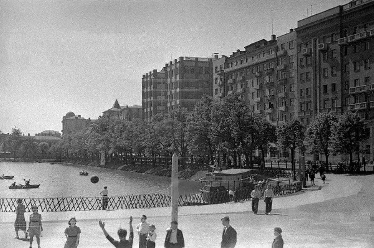 0e302093-23a7-42b6-aecd-d6ceae37992c